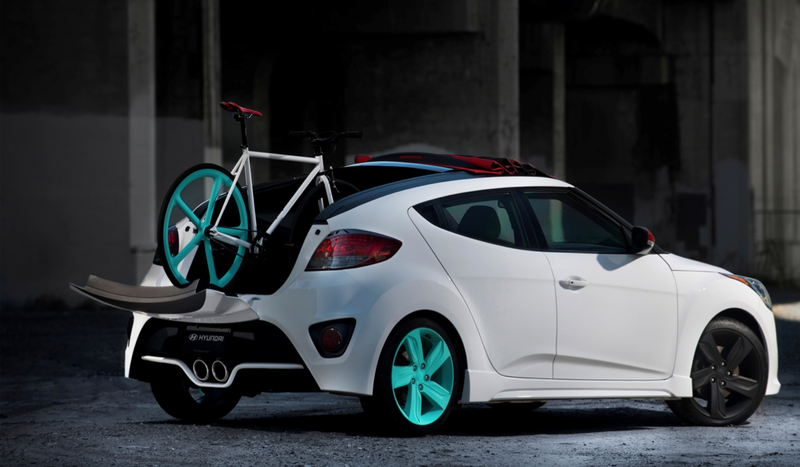 Illustration for article titled The Hyundai Veloster C3 Roll Concept Is A Veloster With Less Roof And More Bicycle